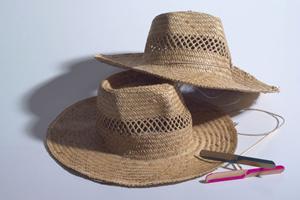 【2024年版】オリジナルトレーナー作成ガイド｜低コストで高品質なプリントとデザインのコツ